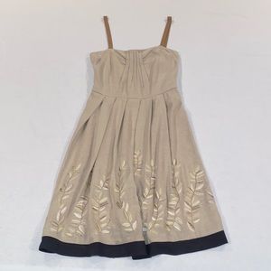 Tocca women’s tan linen/silk blend with embroidered hem sleeveless dress size 6